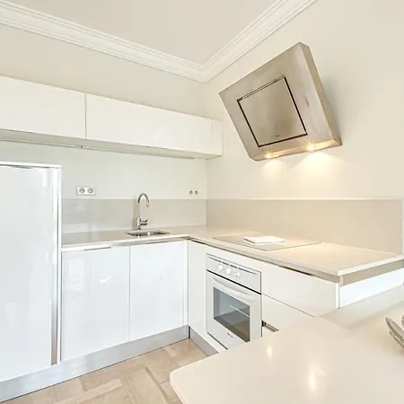 Classy With Sea View And Terrace By Guestready * Le Cannet