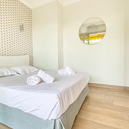 Apartment Classy With Sea View And Terrace By Guestready Le Cannet